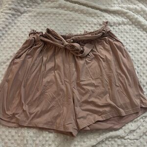 Women’s mauve paper bag shorts  with belt tie